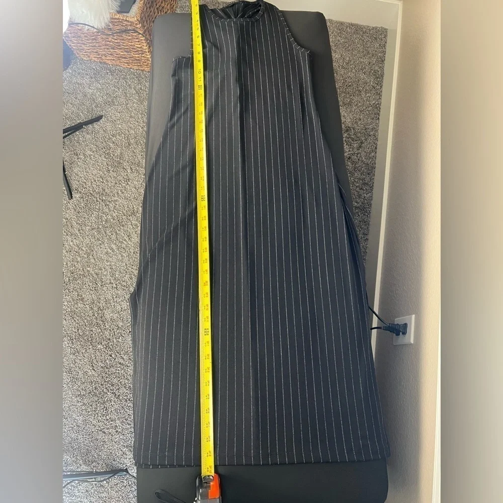 BANANA republic twist racer back dress, side slit, black pin stripe, small - Picture 7 of 11